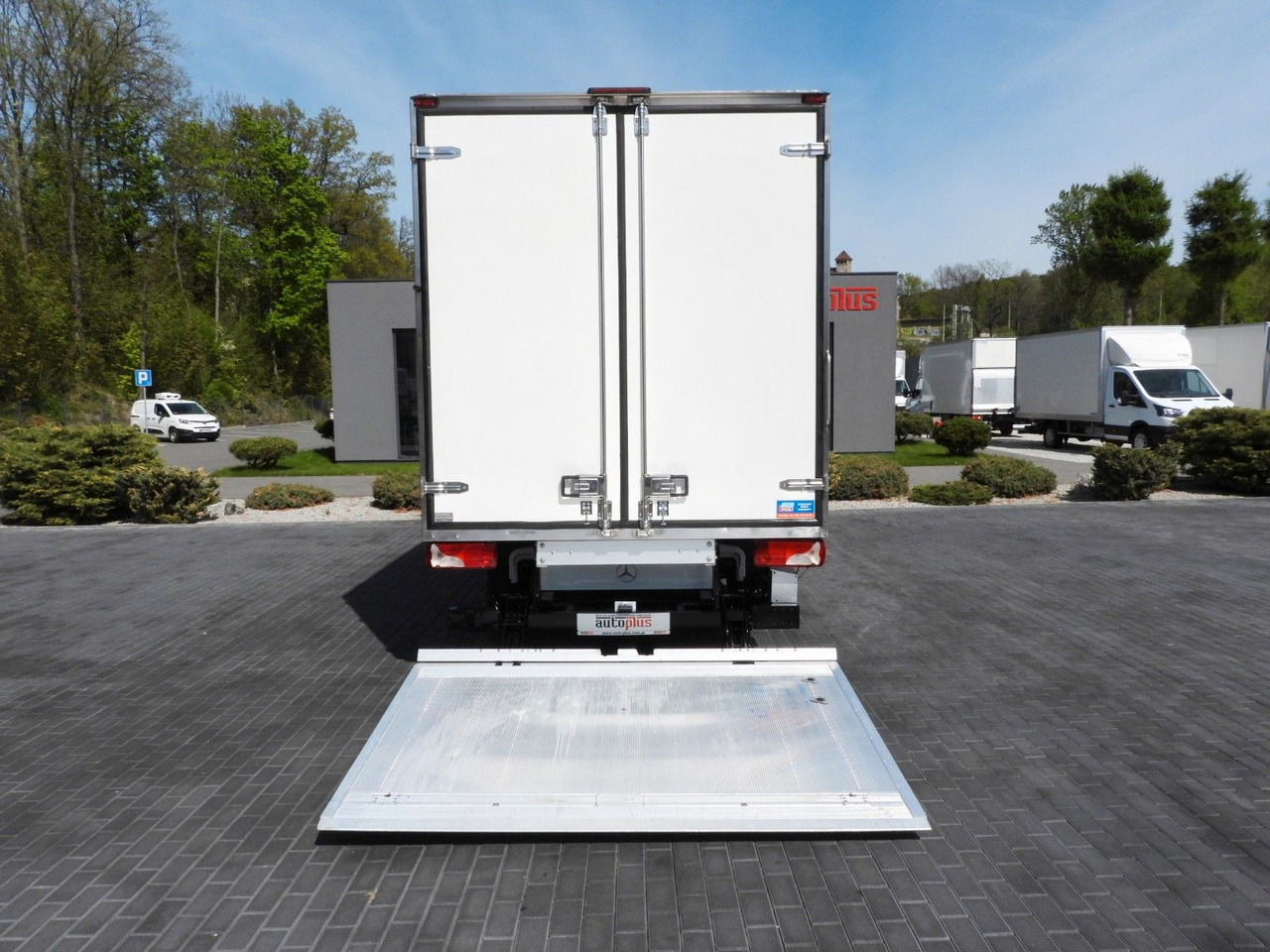 Furgoneta frigorifica Mercedes-Benz SPRINTER 316 KÜHLKOFFER 0*C AUFZUG 8 PALETTEN: foto 11