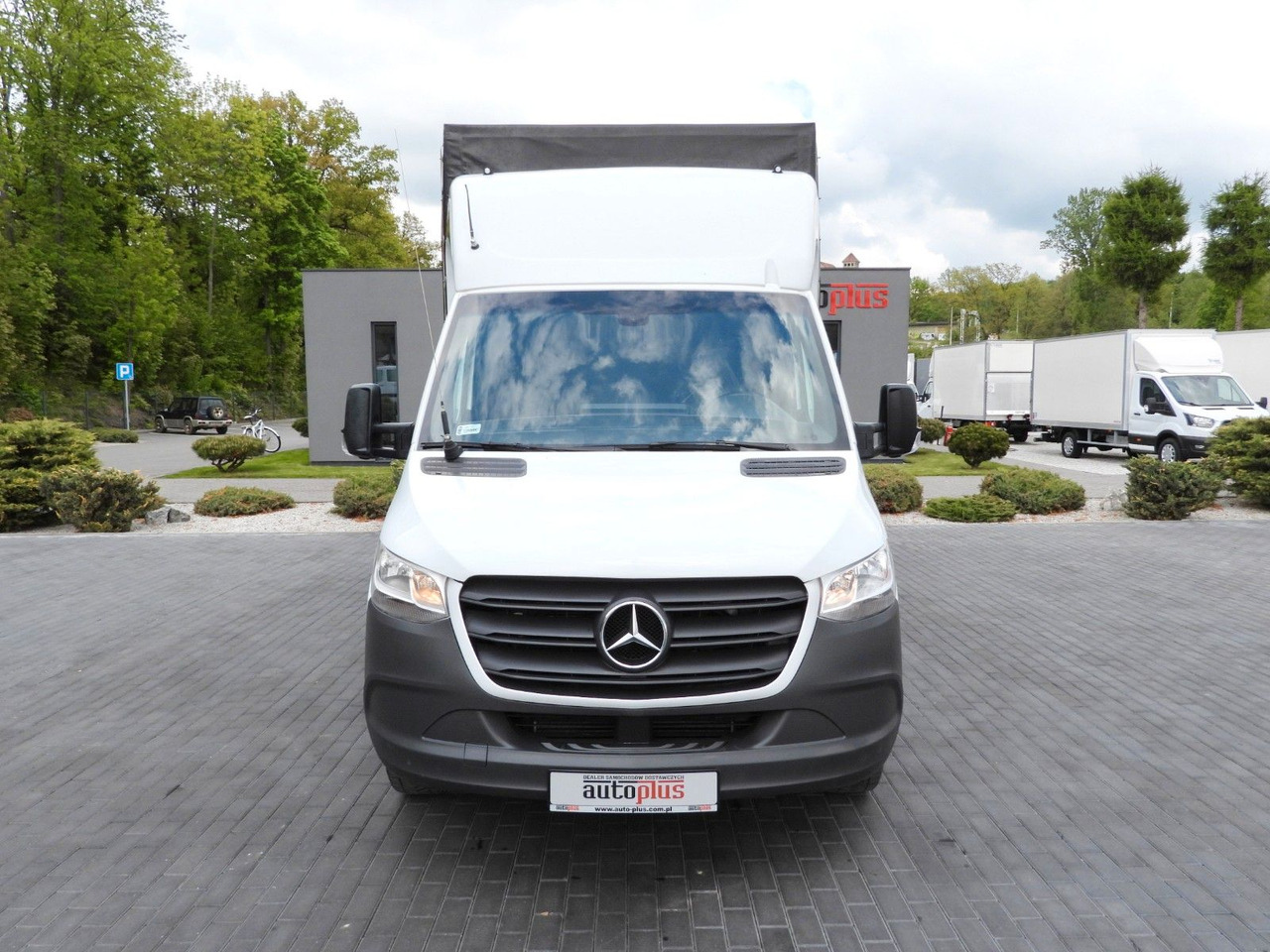 Mercedes-Benz SPRINTER 316 PRITSCHE PLANE AUFZUG 8 PALETTEN - Furgoneta con lona, Furgoneta combi: foto 5 Mercedes-Benz SPRINTER 316 PRITSCHE PLANE AUFZUG 8 PALETTEN - Furgoneta con lona, Furgoneta combi: foto 5