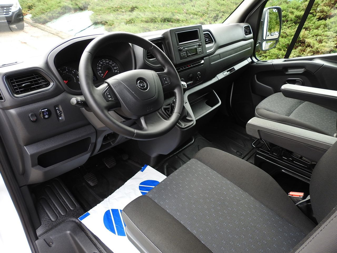 OPEL MOVANO - Furgoneta con lona: foto 2 OPEL MOVANO - Furgoneta con lona: foto 2