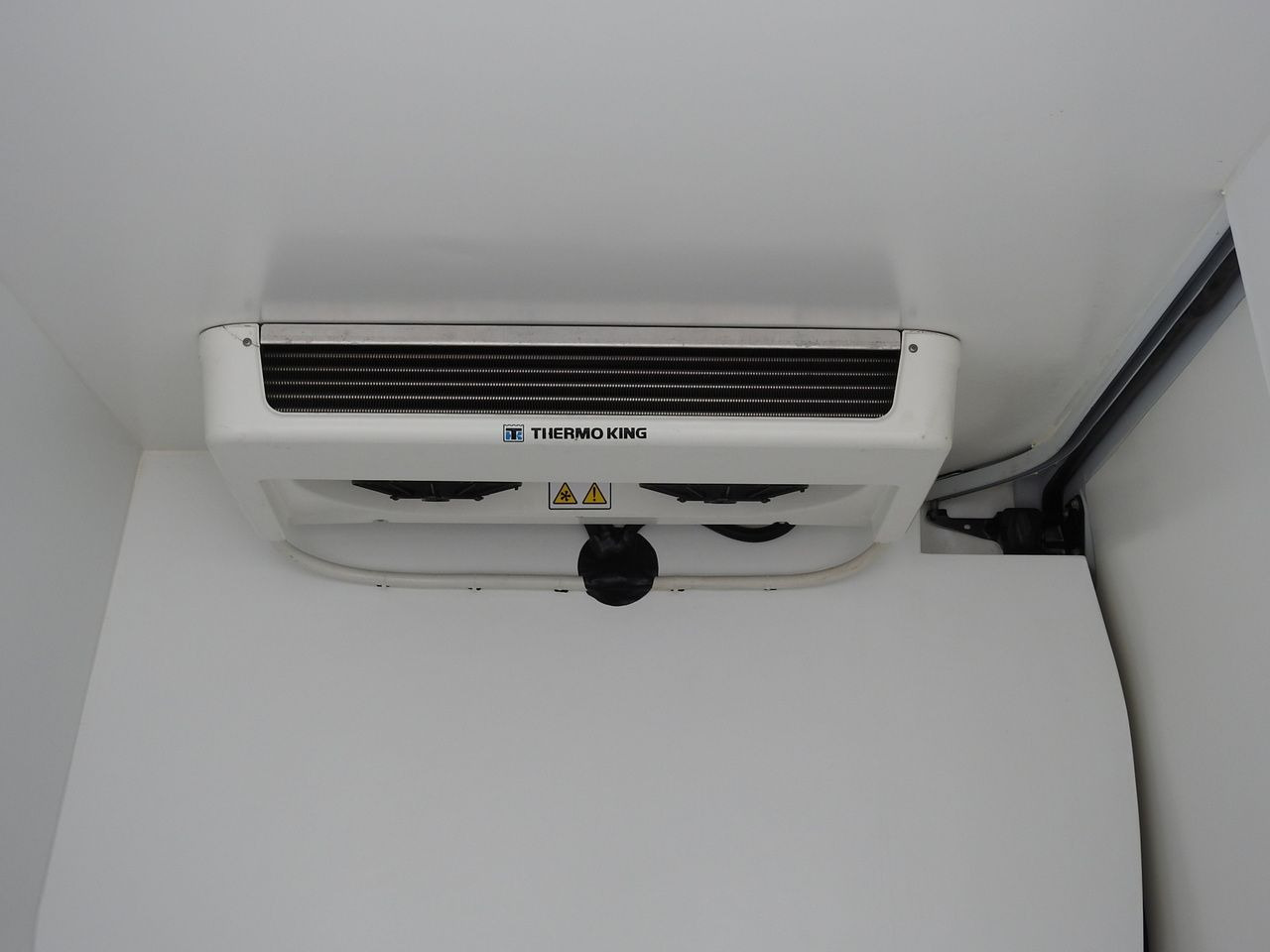 Furgoneta frigorifica OPEL MOVANO  REFRIGERATOR VAN 0*C CRUISE CONTROL LED LIGHTS AIR CONDITIONING  136HP: foto 21