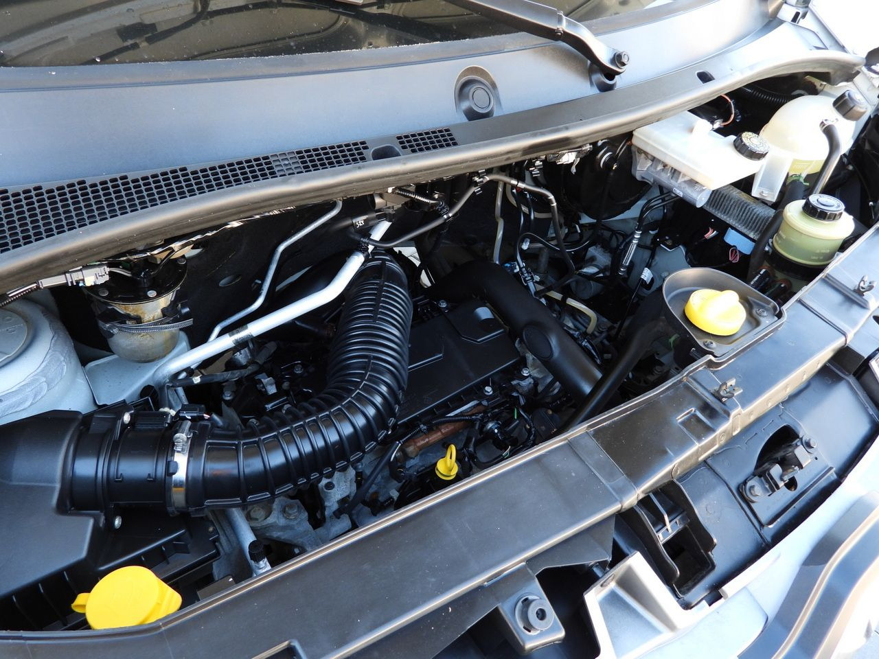 Furgoneta pequeña RENAULT MASTER BOX DELIVERY VAN 7 SEATS CRUISE CONTROL AIR CONDITIONING  110HP: foto 20