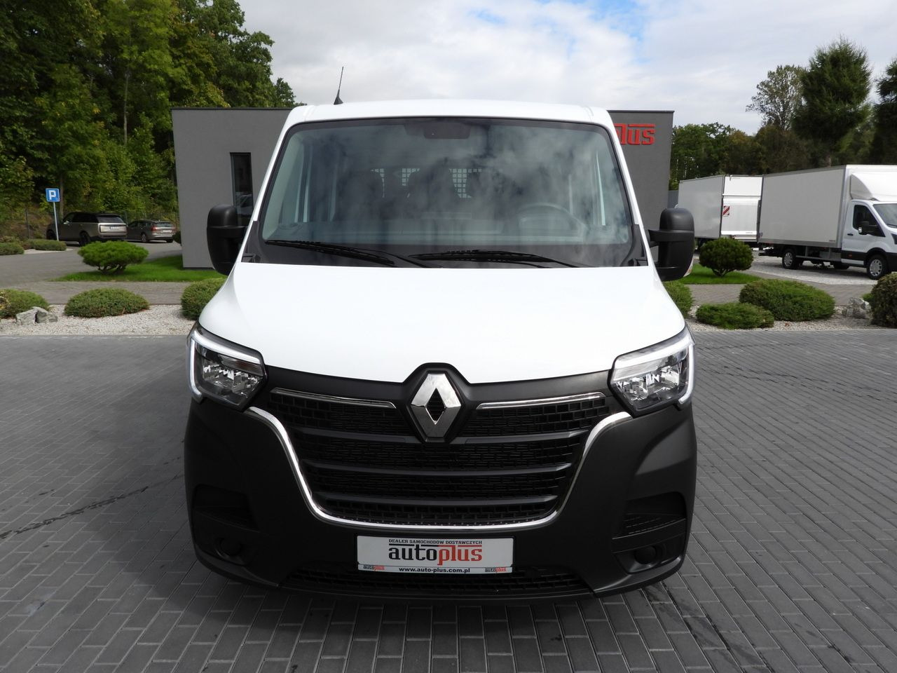 RENAULT MASTER STAKE BODY DOUBLE CABIN DOKA 7 SEATS LED LIGHTS AIR CONDITIONING 145HP - Furgoneta caja abierta: foto 5 RENAULT MASTER STAKE BODY DOUBLE CABIN DOKA 7 SEATS LED LIGHTS AIR CONDITIONING 145HP - Furgoneta caja abierta: foto 5