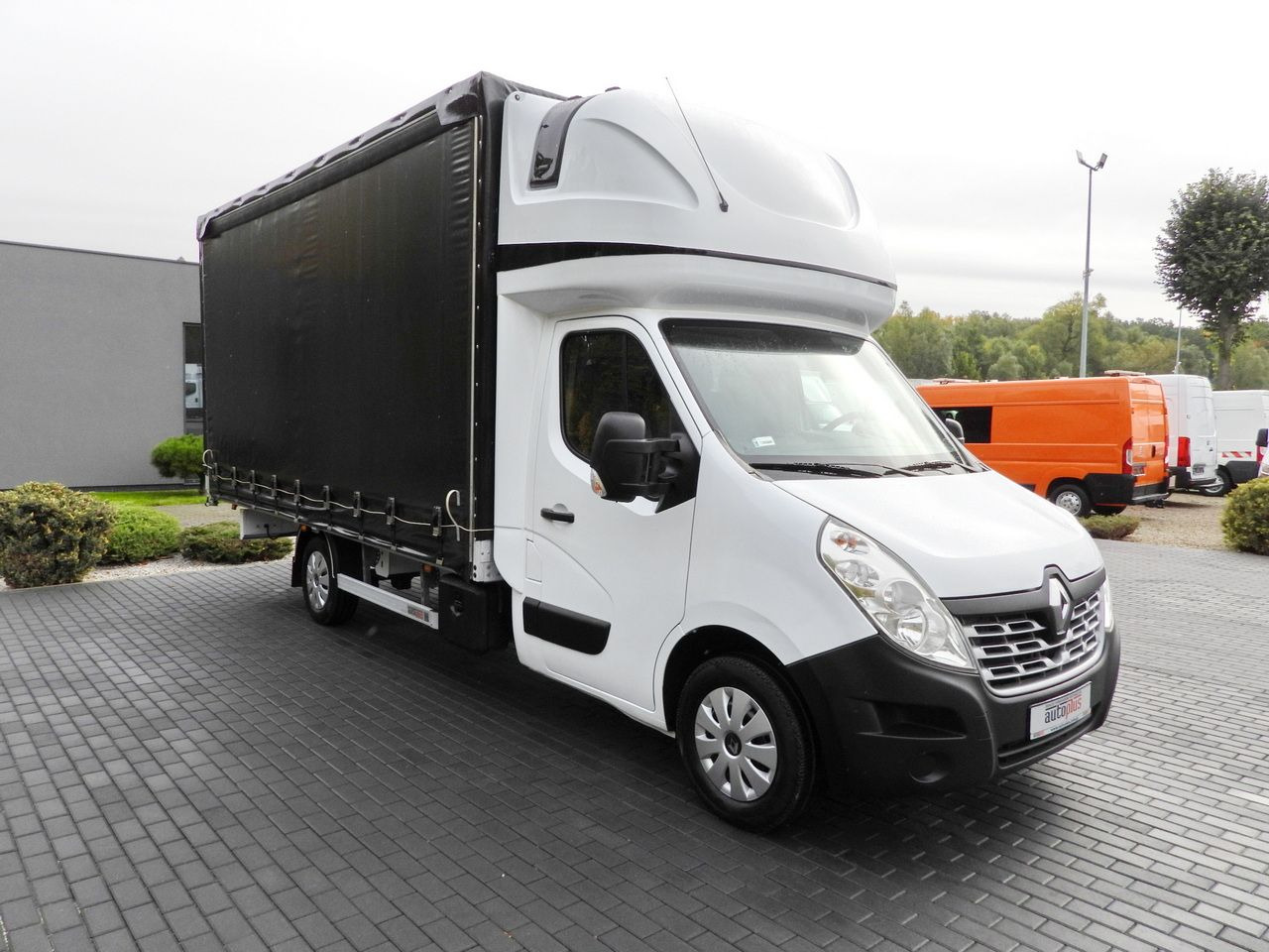RENAULT MASTER TARPAULIN 10 PALLETS WEBASTO CRUISE CONTROL AIR CONDITIONING 170HP - Furgoneta con lona: foto 4 RENAULT MASTER TARPAULIN 10 PALLETS WEBASTO CRUISE CONTROL AIR CONDITIONING 170HP - Furgoneta con lona: foto 4