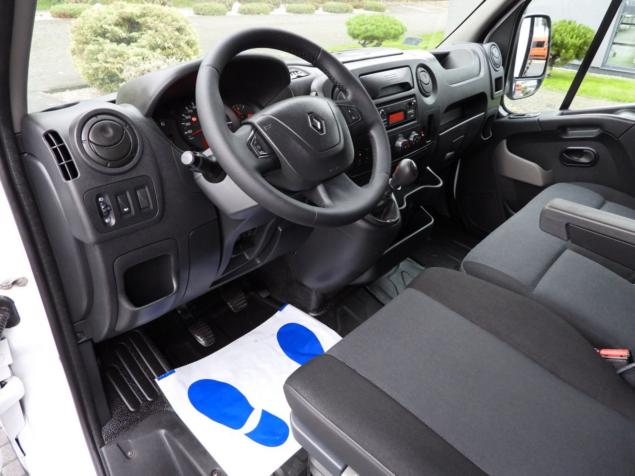 RENAULT MASTER TARPAULIN 10 PALLETS WEBASTO CRUISE CONTROL AIR CONDITIONING 170HP - Furgoneta con lona: foto 2 RENAULT MASTER TARPAULIN 10 PALLETS WEBASTO CRUISE CONTROL AIR CONDITIONING 170HP - Furgoneta con lona: foto 2