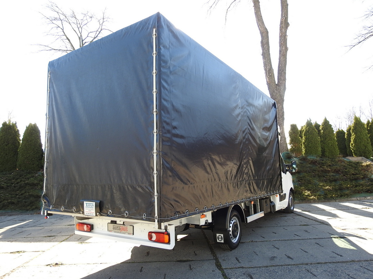 RENAULT MASTER TARPAULIN 10 PALLETS WEBASTO CRUISE CONTROL AIR CONDITIONING LED LIGHTS 165HP - Furgoneta con lona: foto 3 RENAULT MASTER TARPAULIN 10 PALLETS WEBASTO CRUISE CONTROL AIR CONDITIONING LED LIGHTS 165HP - Furgoneta con lona: foto 3