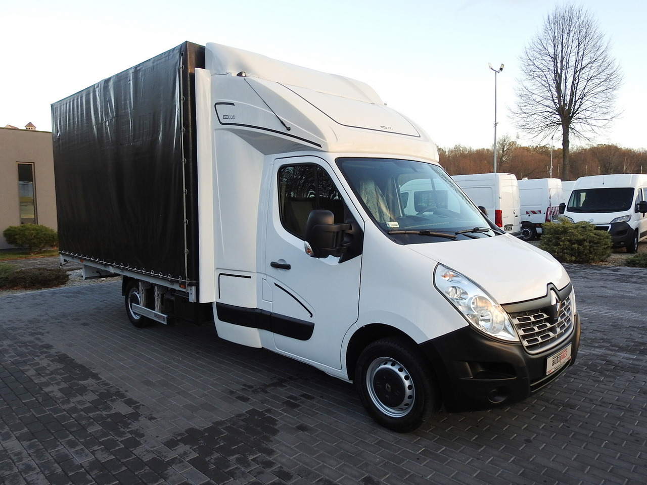 RENAULT MASTER TARPAULIN 10 PALLETS WEBASTO CRUISE CONTROL AIR CONDITIONING PNEUMATICS AUTOMATIC TRANSMISSION 170HP - Furgoneta con lona: foto 4 RENAULT MASTER TARPAULIN 10 PALLETS WEBASTO CRUISE CONTROL AIR CONDITIONING PNEUMATICS AUTOMATIC TRANSMISSION 170HP - Furgoneta con lona: foto 4