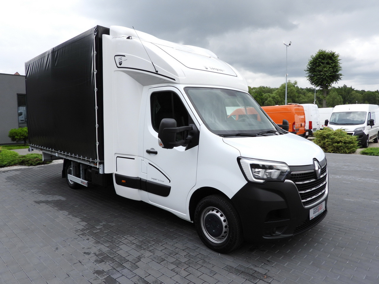 RENAULT MASTER TARPAULIN 10 PALLETS WEBASTO CRUISE CONTROL LED LIGHTS PNEUMATICS AIR CONDITIONING 165HP - Furgoneta con lona: foto 4 RENAULT MASTER TARPAULIN 10 PALLETS WEBASTO CRUISE CONTROL LED LIGHTS PNEUMATICS AIR CONDITIONING 165HP - Furgoneta con lona: foto 4