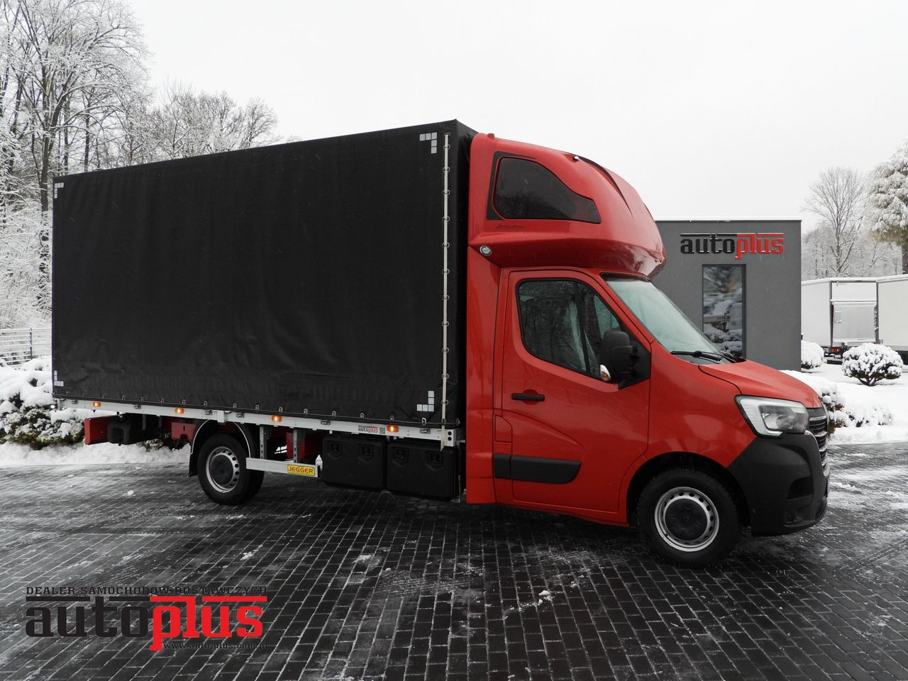 RENAULT MASTER TARPAULIN 10 PALLETS WEBASTO CRUISE CONTROL LED LIGHTS PNEUMATICS AIR CONDITIONING 165HP - Furgoneta con lona: foto 1 RENAULT MASTER TARPAULIN 10 PALLETS WEBASTO CRUISE CONTROL LED LIGHTS PNEUMATICS AIR CONDITIONING 165HP - Furgoneta con lona: foto 1