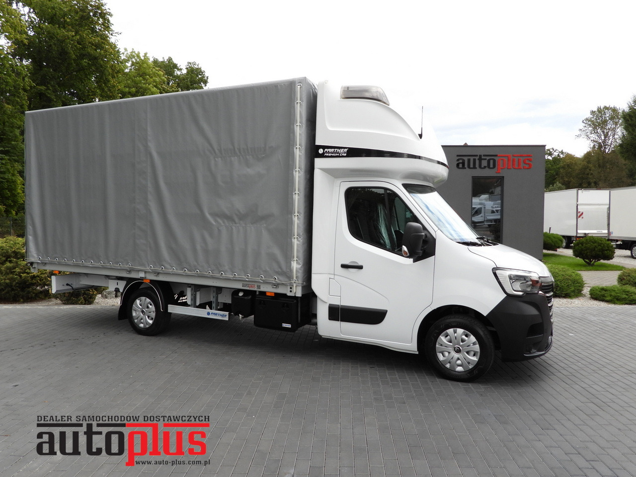 RENAULT MASTER TARPAULIN 10 PALLETS WEBASTO CRUISE CONTROL LED LIGHTS PNEUMATICS AIR CONDITIONING  165HP - Furgoneta con lona: foto 1 RENAULT MASTER TARPAULIN 10 PALLETS WEBASTO CRUISE CONTROL LED LIGHTS PNEUMATICS AIR CONDITIONING  165HP - Furgoneta con lona: foto 1
