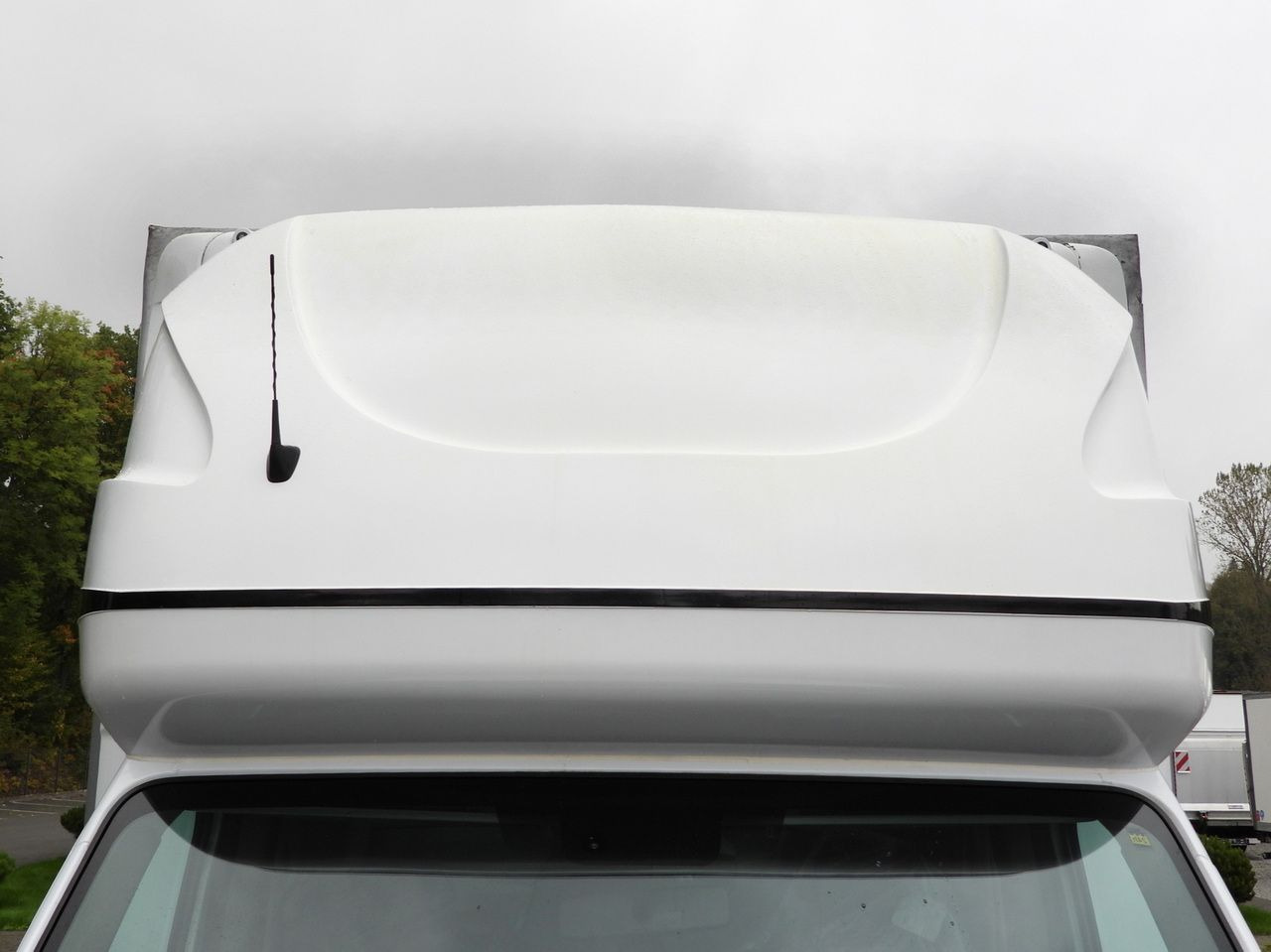 Furgoneta con lona RENAULT MASTER TARPAULIN 12 PALLETS WEBASTO CRUISE CONTROL NAVIGATION LED LIGHTS PNEUMATICS AIR CONDITIONING 165HP: foto 15 Furgoneta con lona RENAULT MASTER TARPAULIN 12 PALLETS WEBASTO CRUISE CONTROL NAVIGATION LED LIGHTS PNEUMATICS AIR CONDITIONING 165HP: foto 15