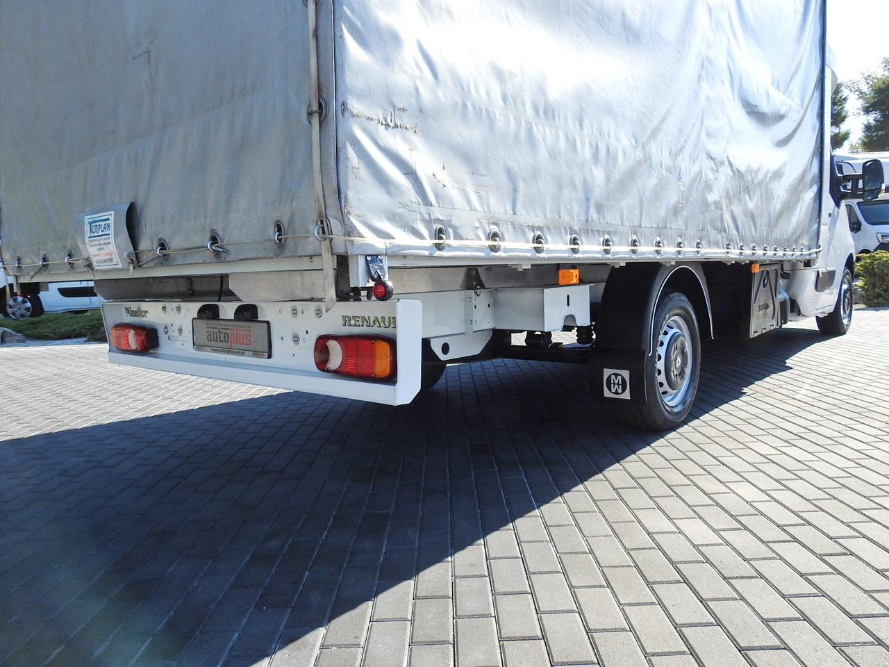 Furgoneta con lona RENAULT MASTER TARPAULIN 8 PALLETS WEBASTO CRUISE CONTROL AIR CONDITIONING PNEUMATICS  170HP: foto 26