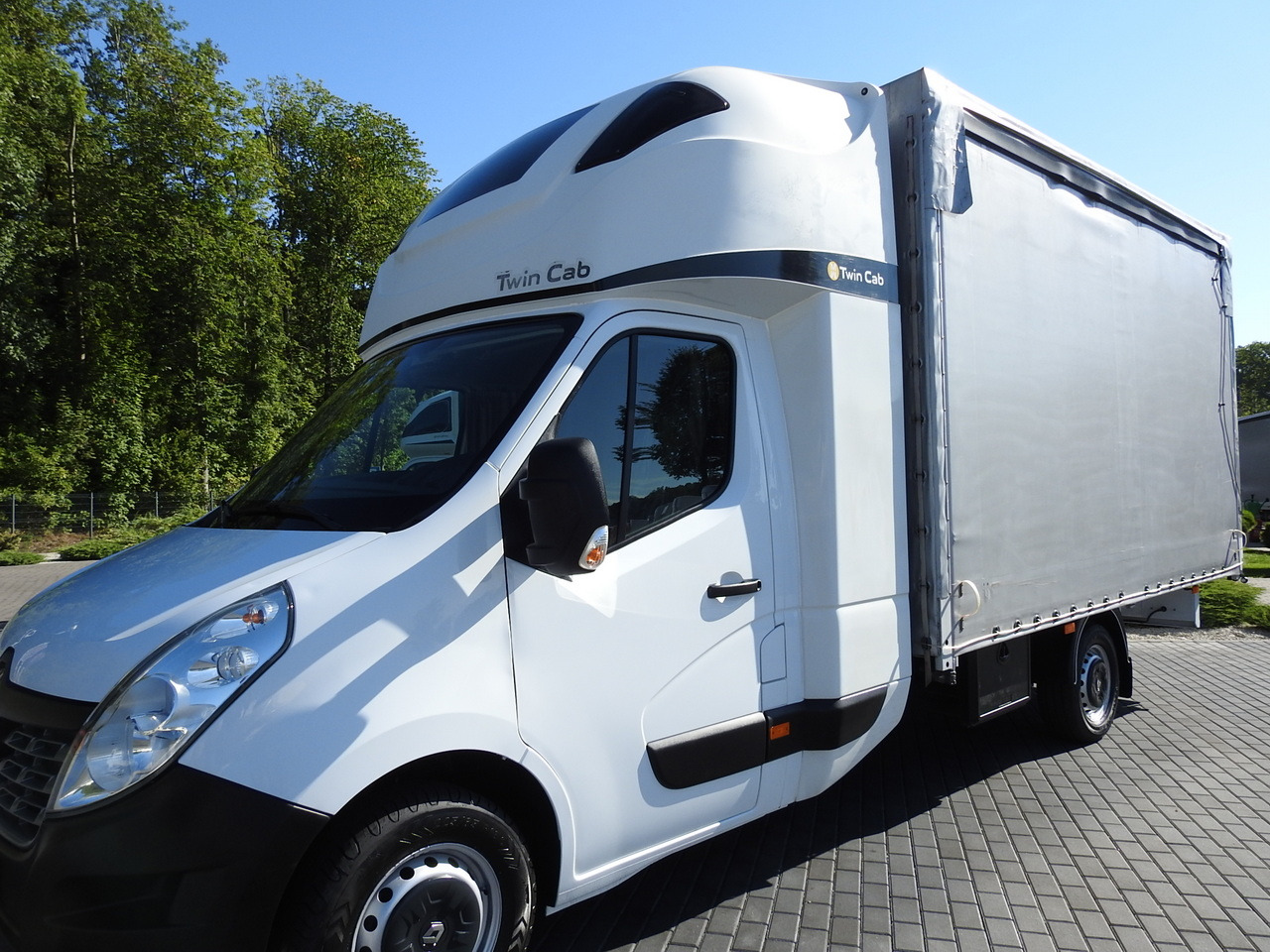 Furgoneta con lona RENAULT MASTER TARPAULIN 8 PALLETS WEBASTO CRUISE CONTROL AIR CONDITIONING PNEUMATICS  170HP: foto 20