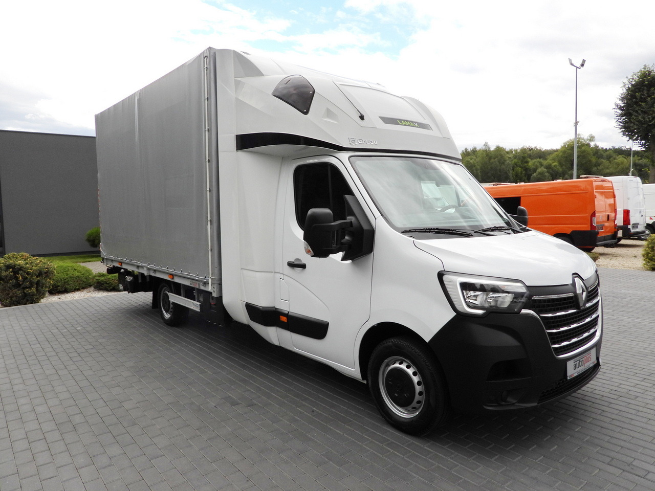 RENAULT MASTER TARPAULIN LIFT 10 PALLETS WEBASTO CRUISE CONTROL LED LIGHTS AIR CONDITIONING 165HP - Furgoneta con lona: foto 4 RENAULT MASTER TARPAULIN LIFT 10 PALLETS WEBASTO CRUISE CONTROL LED LIGHTS AIR CONDITIONING 165HP - Furgoneta con lona: foto 4