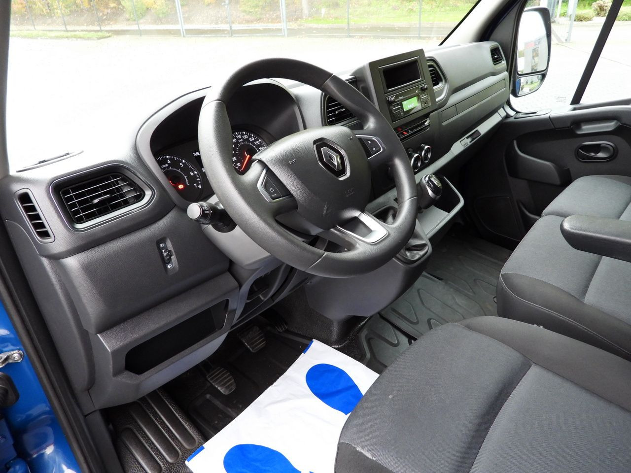 RENAULT MASTER TARPAULIN LIFT 8 PALLETS WEBASTO CRUISE CONTROL LED LIGHTS AIR CONDITIONING 165HP - Furgoneta con lona: foto 2 RENAULT MASTER TARPAULIN LIFT 8 PALLETS WEBASTO CRUISE CONTROL LED LIGHTS AIR CONDITIONING 165HP - Furgoneta con lona: foto 2