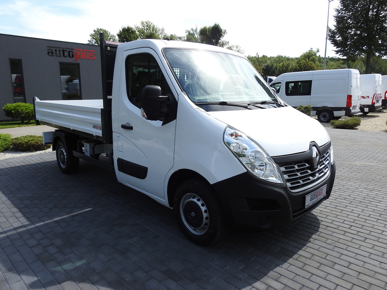 RENAULT MASTER TIPPER 130HP - Furgoneta basculante: foto 4 RENAULT MASTER TIPPER 130HP - Furgoneta basculante: foto 4