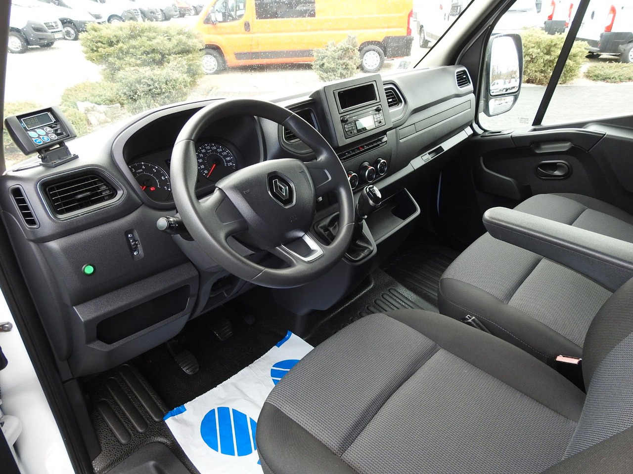 Renault MASTER KÜHLKOFFER 0*C LED LICHTER KLIMAANLAGE - Furgoneta frigorifica: foto 2 Renault MASTER KÜHLKOFFER 0*C LED LICHTER KLIMAANLAGE - Furgoneta frigorifica: foto 2