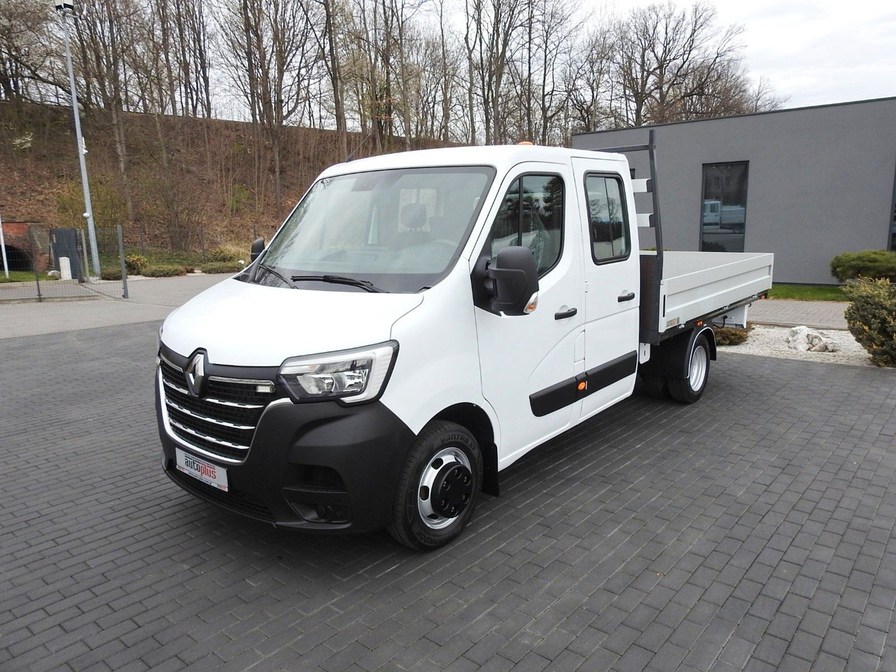 Renault MASTER PRITSCHE DOPPELKABINE DOKA 7 SITZE A/C - Furgoneta caja abierta, Furgoneta combi: foto 5 Renault MASTER PRITSCHE DOPPELKABINE DOKA 7 SITZE A/C - Furgoneta caja abierta, Furgoneta combi: foto 5