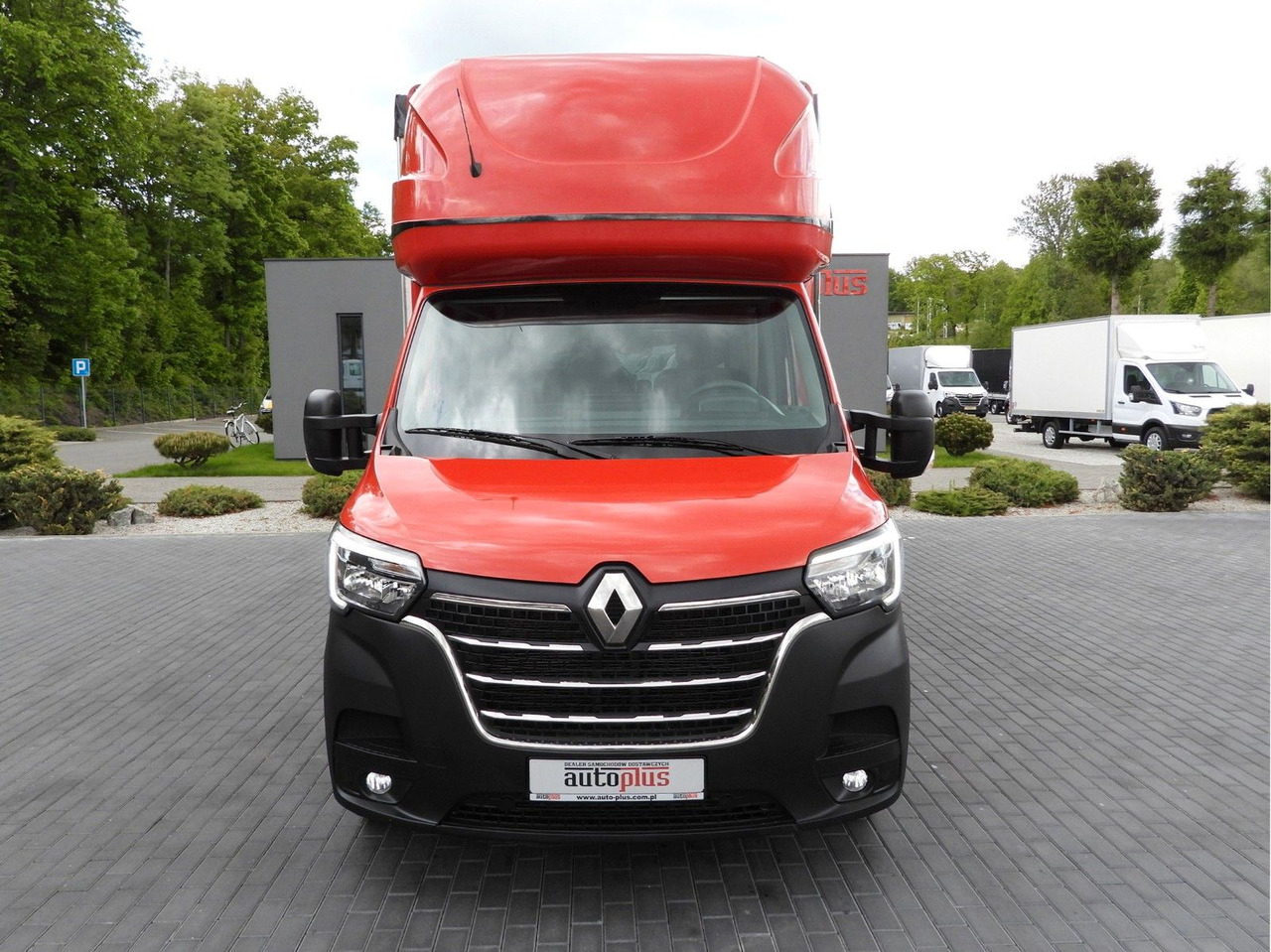 Renault MASTER PRITSCHE PLANE 10 PALETTEN WEBASTO A/C - Furgoneta con lona: foto 5 Renault MASTER PRITSCHE PLANE 10 PALETTEN WEBASTO A/C - Furgoneta con lona: foto 5