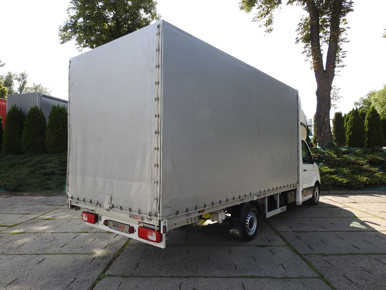 VOLKSWAGEN CRAFTER - Furgoneta con lona: foto 3 VOLKSWAGEN CRAFTER - Furgoneta con lona: foto 3
