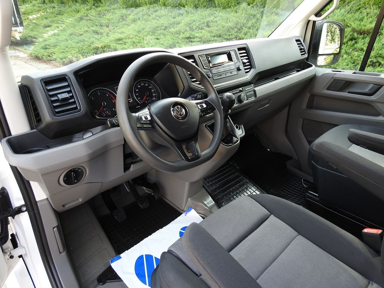 VOLKSWAGEN CRAFTER - Furgoneta con lona: foto 2 VOLKSWAGEN CRAFTER - Furgoneta con lona: foto 2