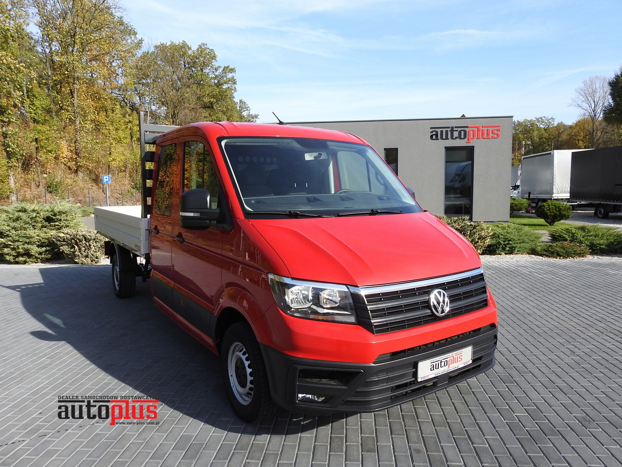 VOLKSWAGEN CRAFTER STAKE BODY DOUBLE CABIN DOKA 7 SEATS AIR CONDITIONING 140HP - Furgoneta caja abierta: foto 1 VOLKSWAGEN CRAFTER STAKE BODY DOUBLE CABIN DOKA 7 SEATS AIR CONDITIONING 140HP - Furgoneta caja abierta: foto 1