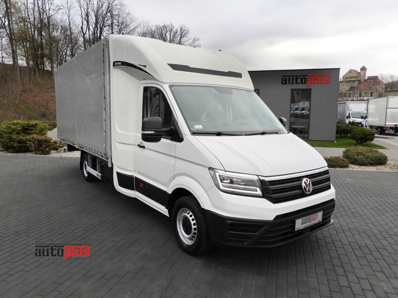 VOLKSWAGEN CRAFTER TARPAULIN 10 PALLETS WEBASTO CRUISE CONTROL LED LIGHTS 180HP - Furgoneta con lona: foto 1 VOLKSWAGEN CRAFTER TARPAULIN 10 PALLETS WEBASTO CRUISE CONTROL LED LIGHTS 180HP - Furgoneta con lona: foto 1