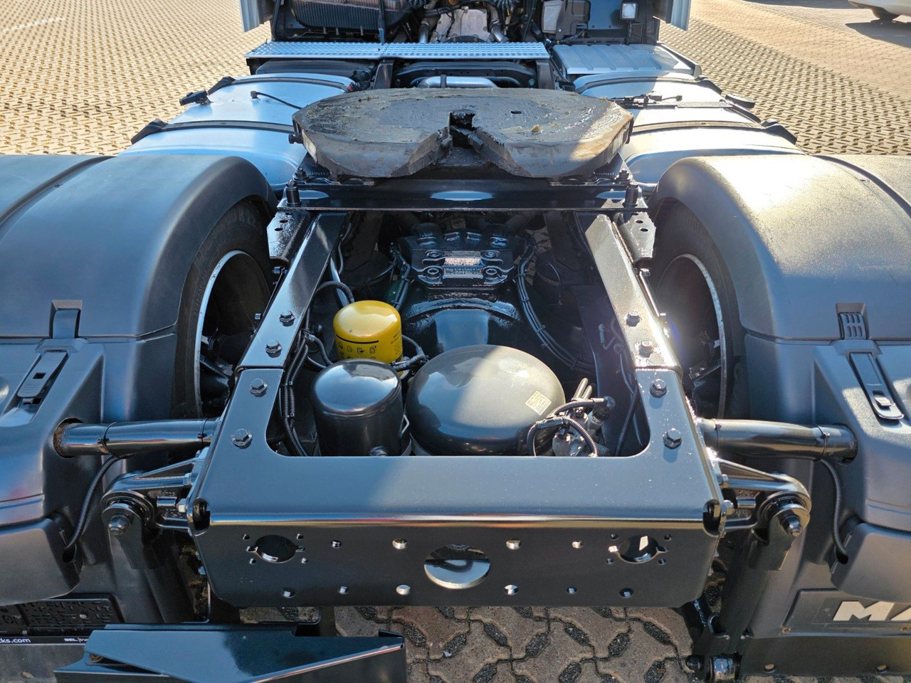 Cabeza tractora MAN TGX 18.460 4X2 LLS-U: foto 9