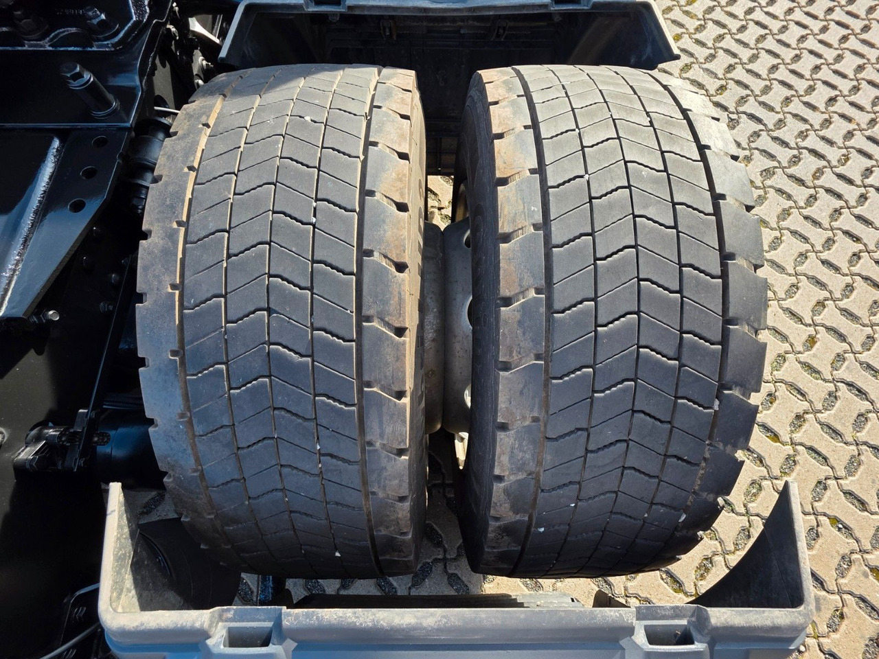 Cabeza tractora MAN TGX 18.460 4X2 LLS-U: foto 49