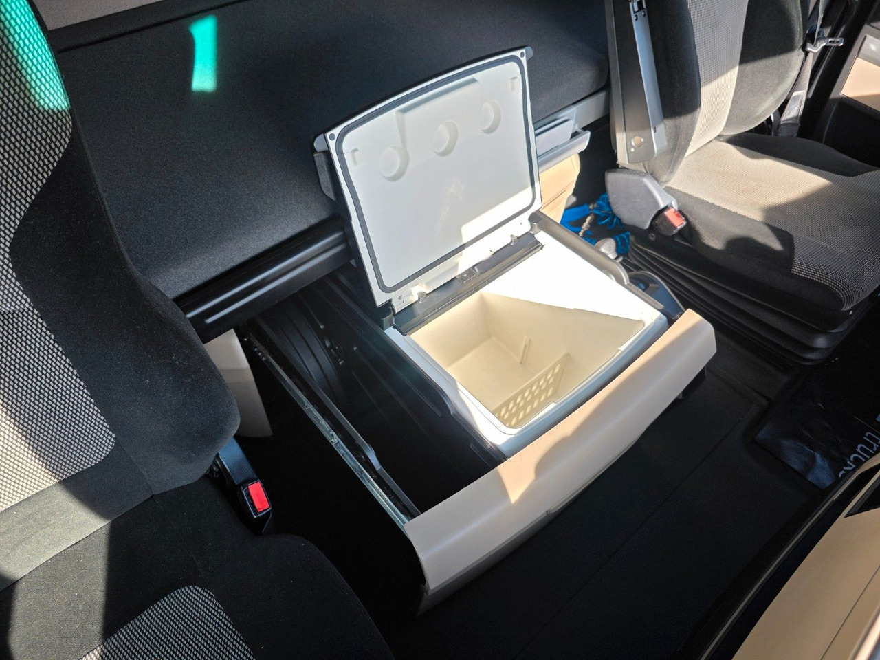 Cabeza tractora MAN TGX 18.460 4X2 LLS-U: foto 31