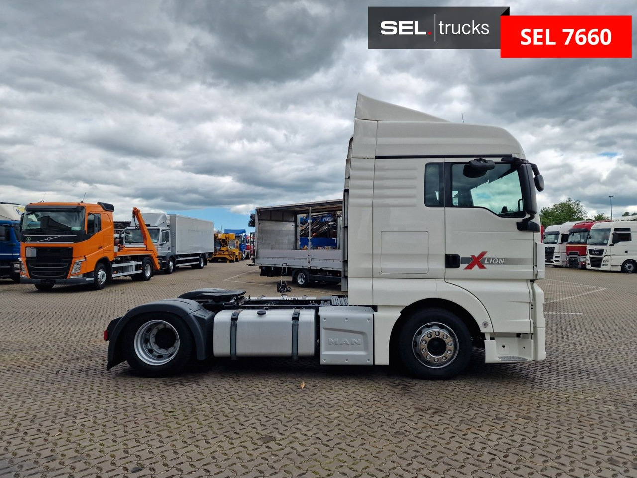 MAN TGX 18.460 4X2 LLS-U / Retarder / 2 Tanks - Cabeza tractora: foto 4 MAN TGX 18.460 4X2 LLS-U / Retarder / 2 Tanks - Cabeza tractora: foto 4