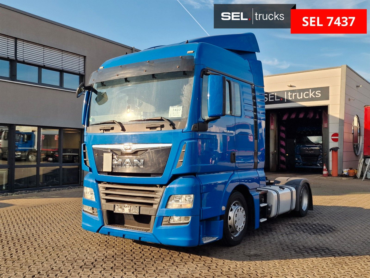 MAN TGX 18.460 4X2 LLS-U / Retarder / 2 Tanks - Cabeza tractora: foto 1 MAN TGX 18.460 4X2 LLS-U / Retarder / 2 Tanks - Cabeza tractora: foto 1