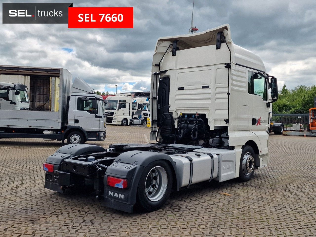 MAN TGX 18.460 4X2 LLS-U / Retarder / 2 Tanks - Cabeza tractora: foto 5 MAN TGX 18.460 4X2 LLS-U / Retarder / 2 Tanks - Cabeza tractora: foto 5