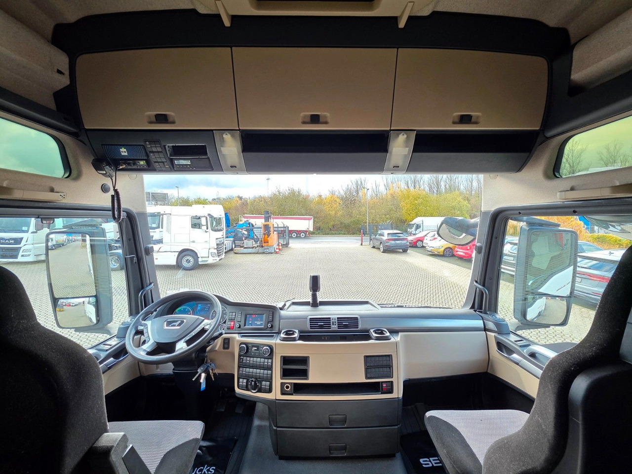 Cabeza tractora MAN TGX 18.500 4x2 BLS / Retarder / 2 Tanks: foto 35 Cabeza tractora MAN TGX 18.500 4x2 BLS / Retarder / 2 Tanks: foto 35