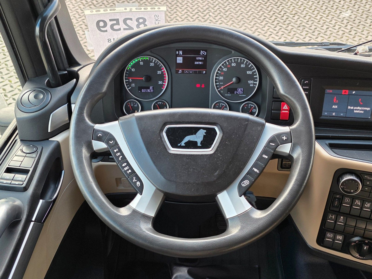 Cabeza tractora MAN TGX 18.500 4x2 BLS / Retarder / 2 Tanks: foto 38 Cabeza tractora MAN TGX 18.500 4x2 BLS / Retarder / 2 Tanks: foto 38