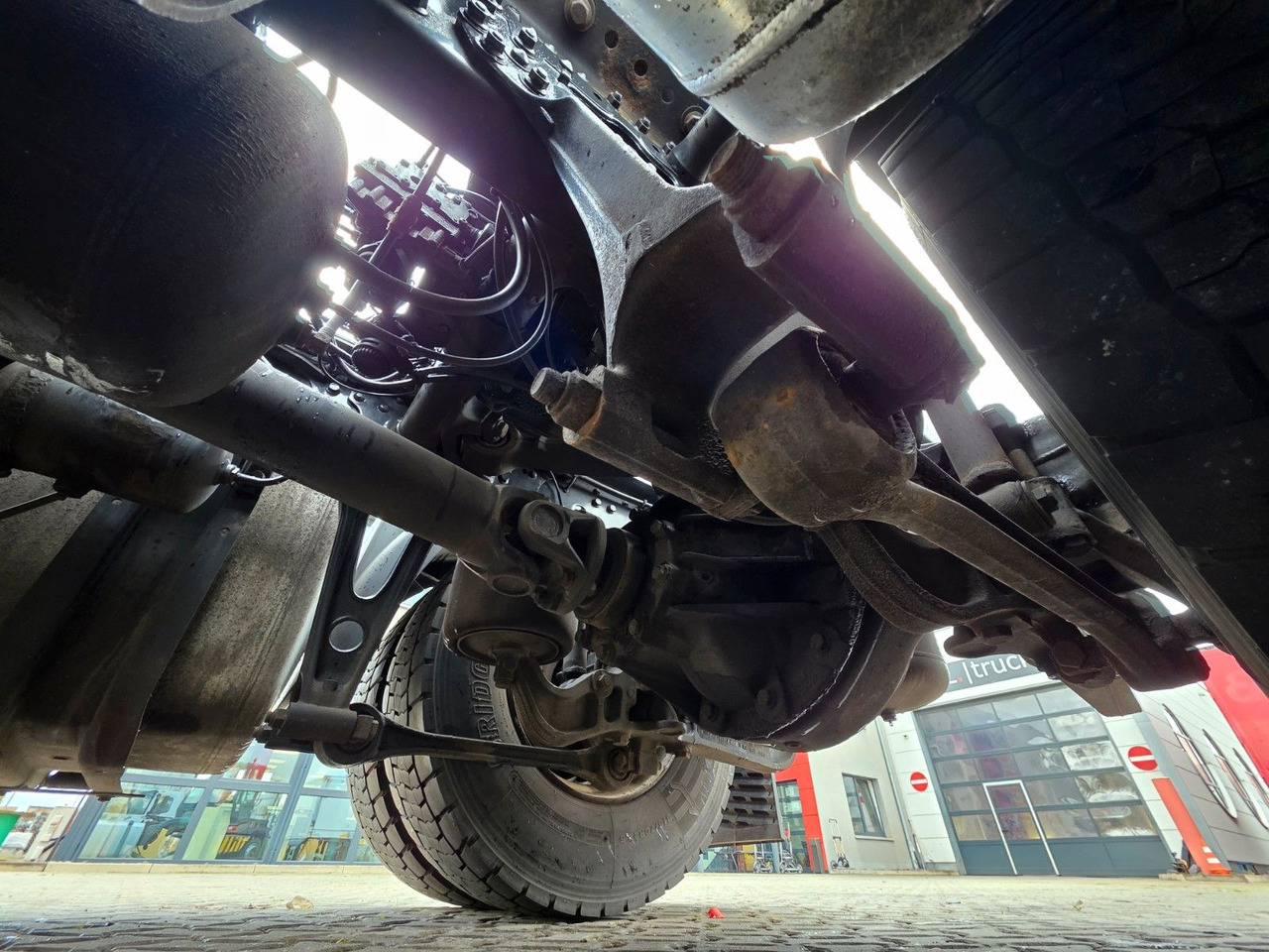 Cabeza tractora MAN TGX 18.500 4x2 BLS / Retarder / 2 Tanks: foto 23 Cabeza tractora MAN TGX 18.500 4x2 BLS / Retarder / 2 Tanks: foto 23