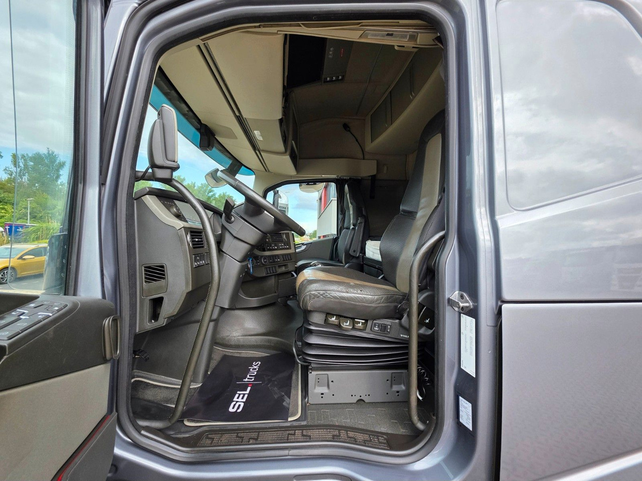 Cabeza tractora Volvo FH 540 / Retarder / Standklima / TV / 6D: foto 14