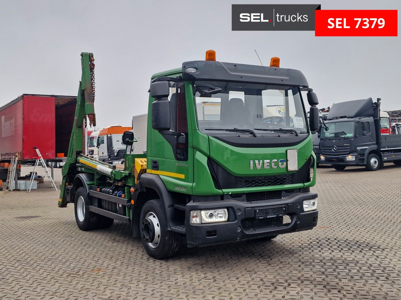 Iveco Eurocargo 140-250 - Camión volquete: foto 3 Iveco Eurocargo 140-250 - Camión volquete: foto 3