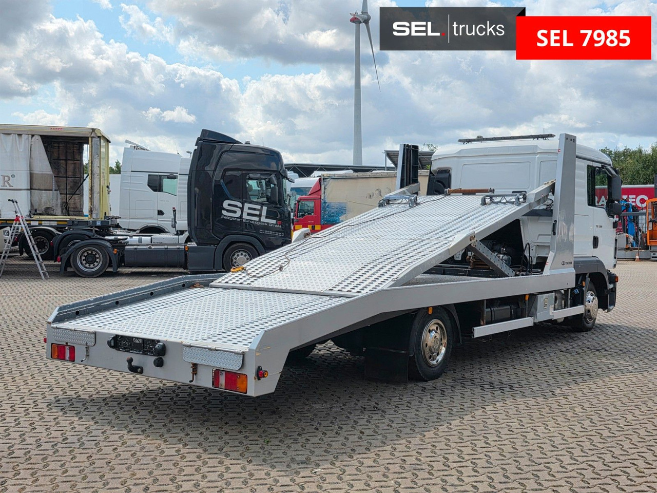 MAN TGL 8.180 4X2 BL - Grua de remolque autos: foto 5 MAN TGL 8.180 4X2 BL - Grua de remolque autos: foto 5