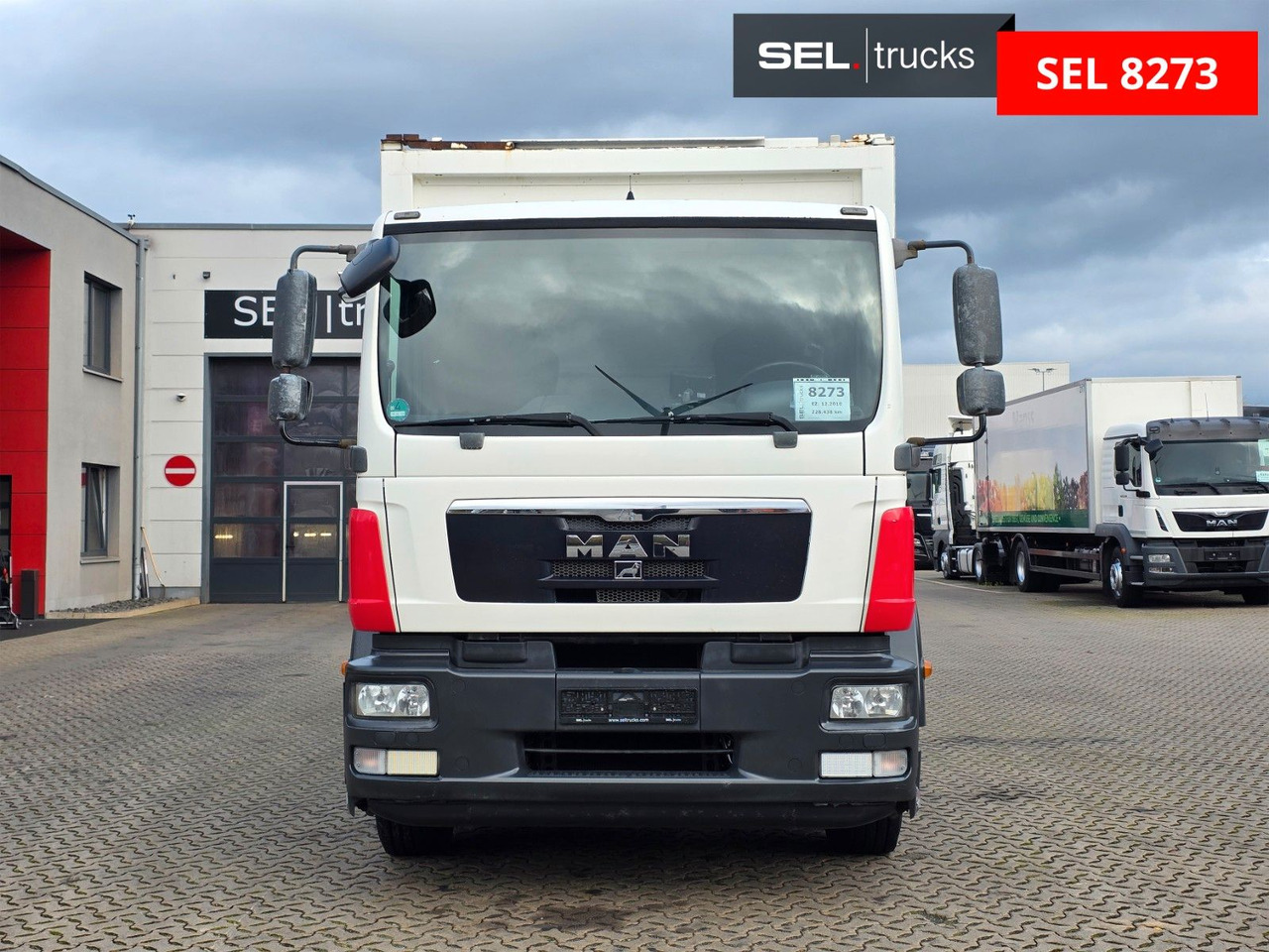 MAN TGM 22.290 6x2-4 LL / Ldbw / Rückfahrk. / Lenkac - Camión transporte de bebidas: foto 2 MAN TGM 22.290 6x2-4 LL / Ldbw / Rückfahrk. / Lenkac - Camión transporte de bebidas: foto 2