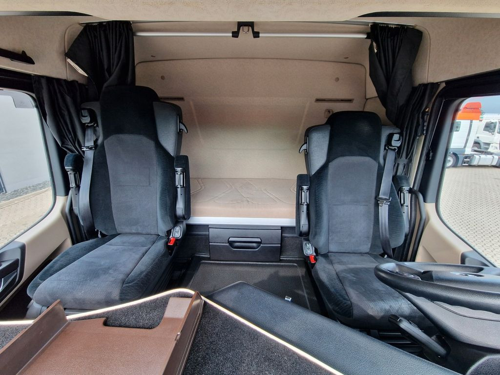 Camión volquete Mercedes-Benz Actros 2545 / Tierkadaver / mit Waage: foto 18 Camión volquete Mercedes-Benz Actros 2545 / Tierkadaver / mit Waage: foto 18