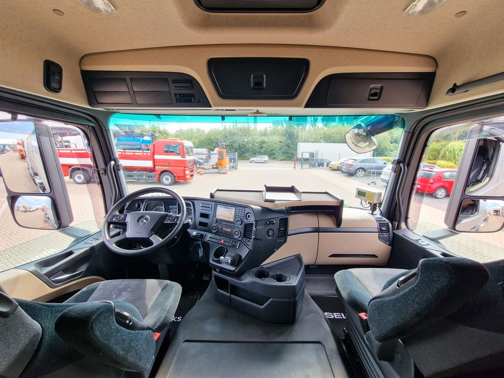 Camión volquete Mercedes-Benz Actros 2545 / Tierkadaver / mit Waage: foto 19 Camión volquete Mercedes-Benz Actros 2545 / Tierkadaver / mit Waage: foto 19