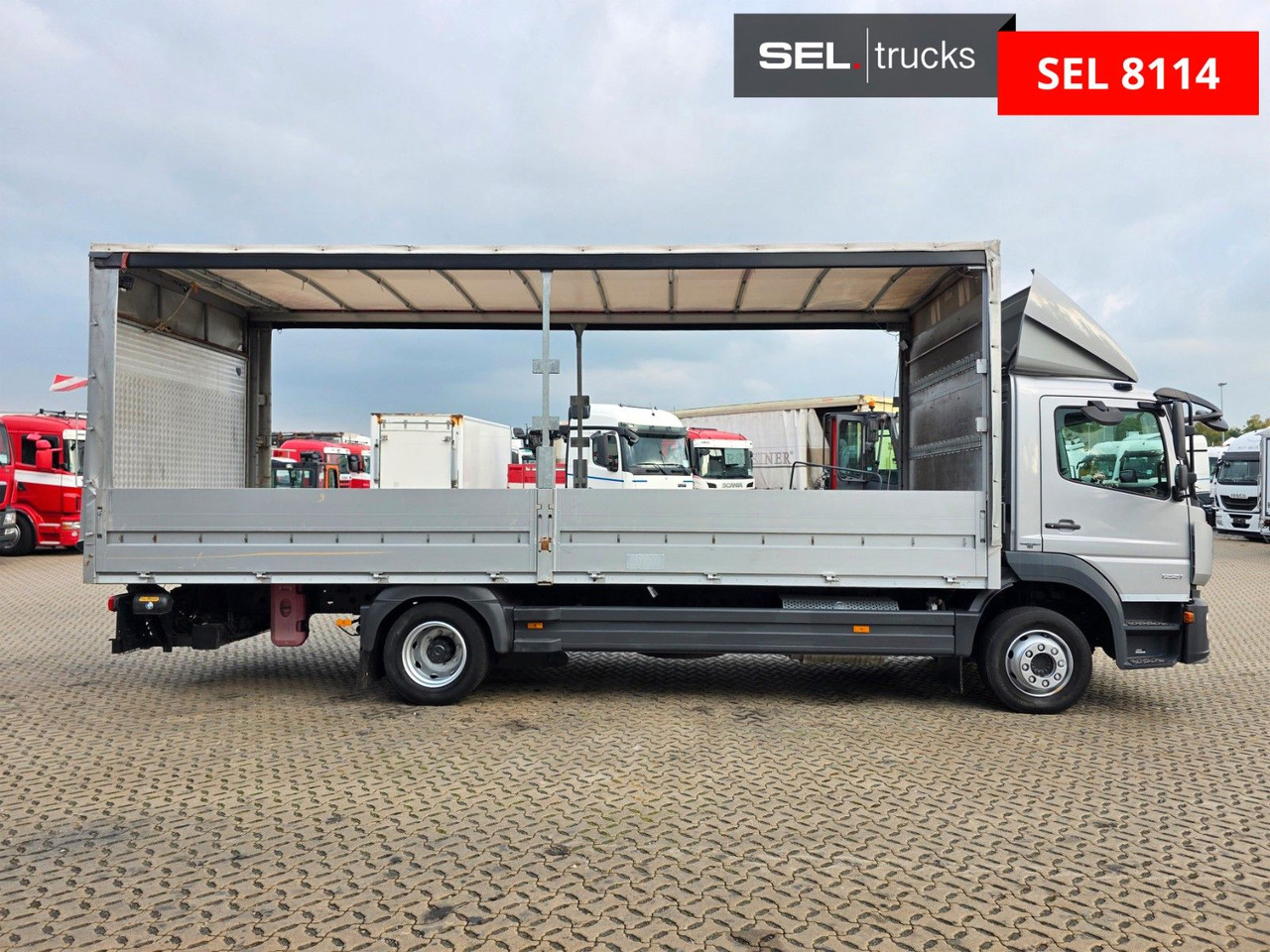 Mercedes-Benz Atego 1221 / Ladebordwand - Camión lona: foto 4 Mercedes-Benz Atego 1221 / Ladebordwand - Camión lona: foto 4