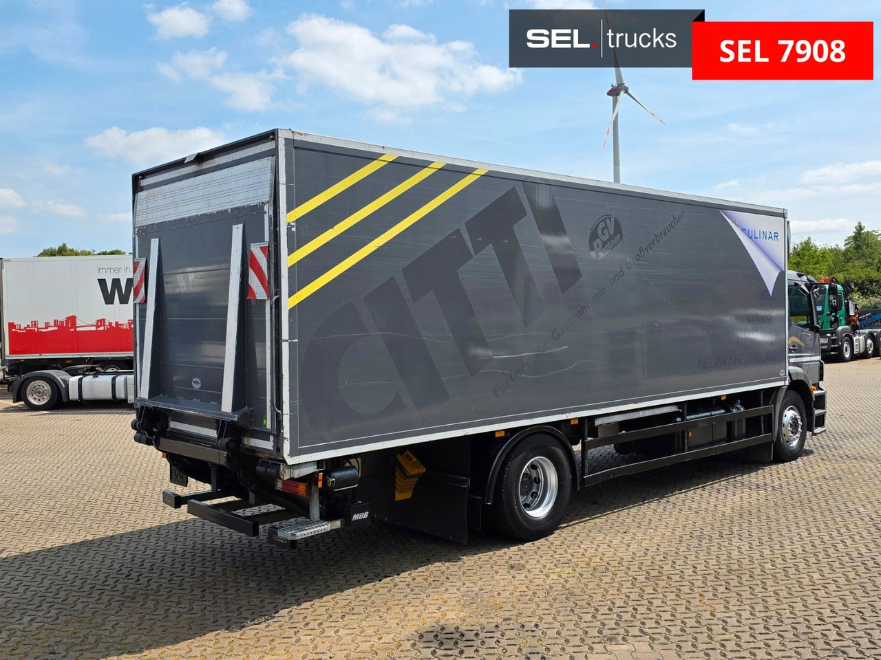 Mercedes-Benz Axor 1824L / Ladebordwand / Carrier Supra 950Mt - Camión frigorífico: foto 5 Mercedes-Benz Axor 1824L / Ladebordwand / Carrier Supra 950Mt - Camión frigorífico: foto 5