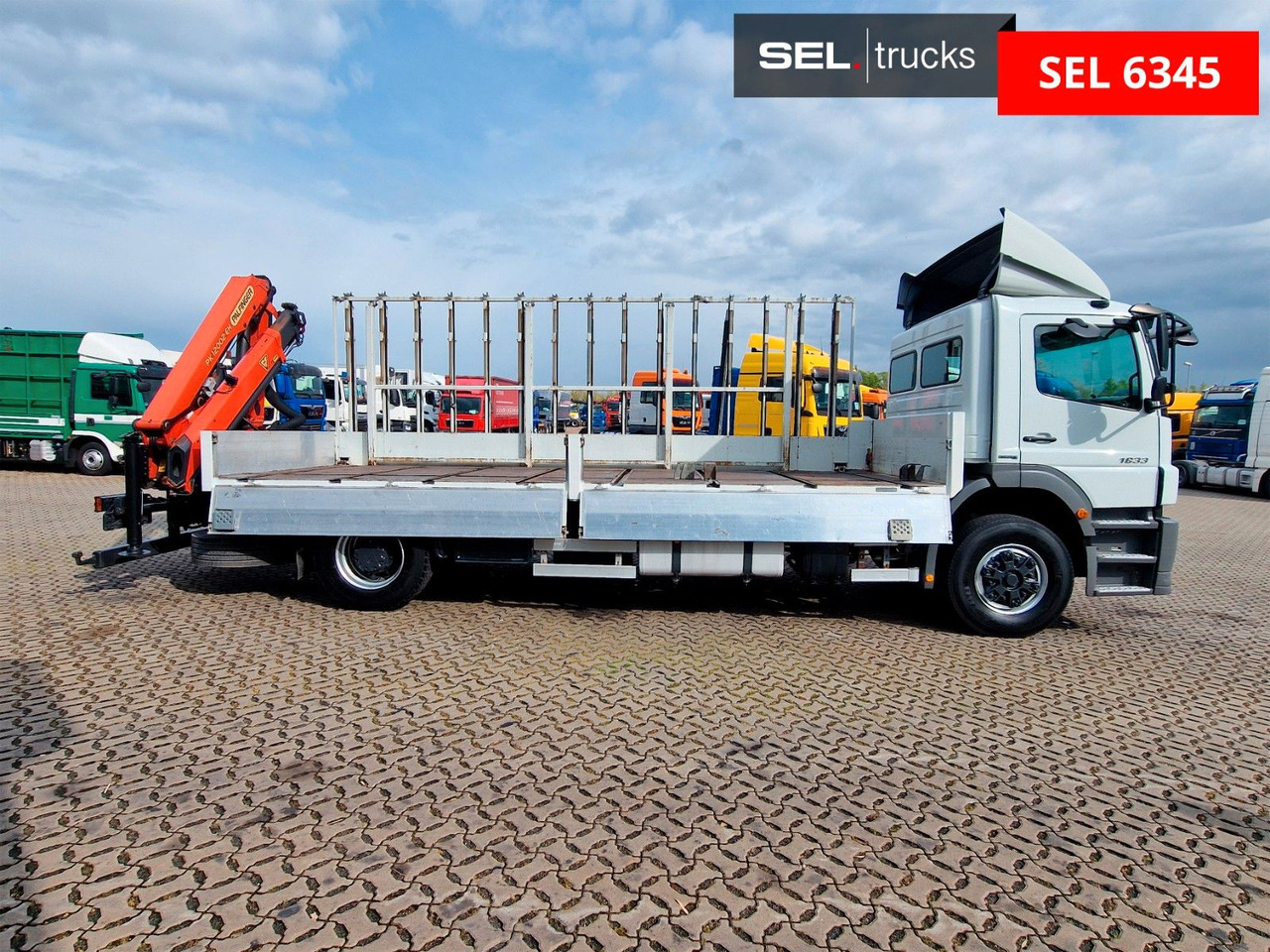 Mercedes-Benz Axor 1833L / Palfinger PK 12002-EH / GLAS - Camión grúa: foto 4 Mercedes-Benz Axor 1833L / Palfinger PK 12002-EH / GLAS - Camión grúa: foto 4