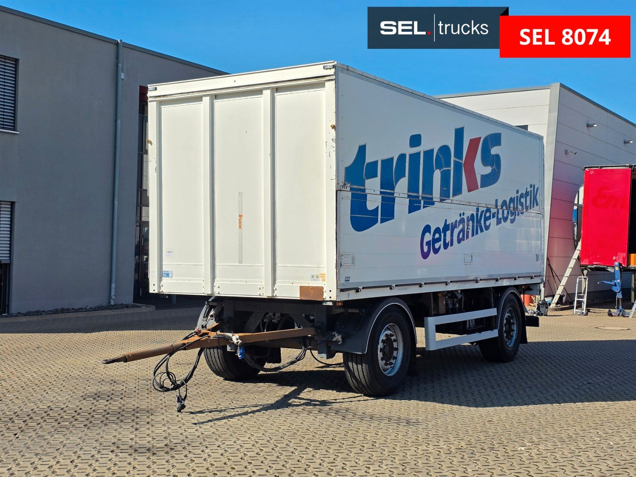 System Trailer PRASL 18 / Ladebordwand - Remolque transporte de bebidas: foto 1 System Trailer PRASL 18 / Ladebordwand - Remolque transporte de bebidas: foto 1