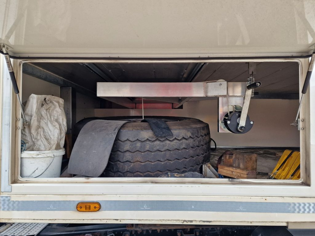 Semirremolque caja cerrada Van Eck PT-3Z / Doppelstock / Ladebordwand: foto 18