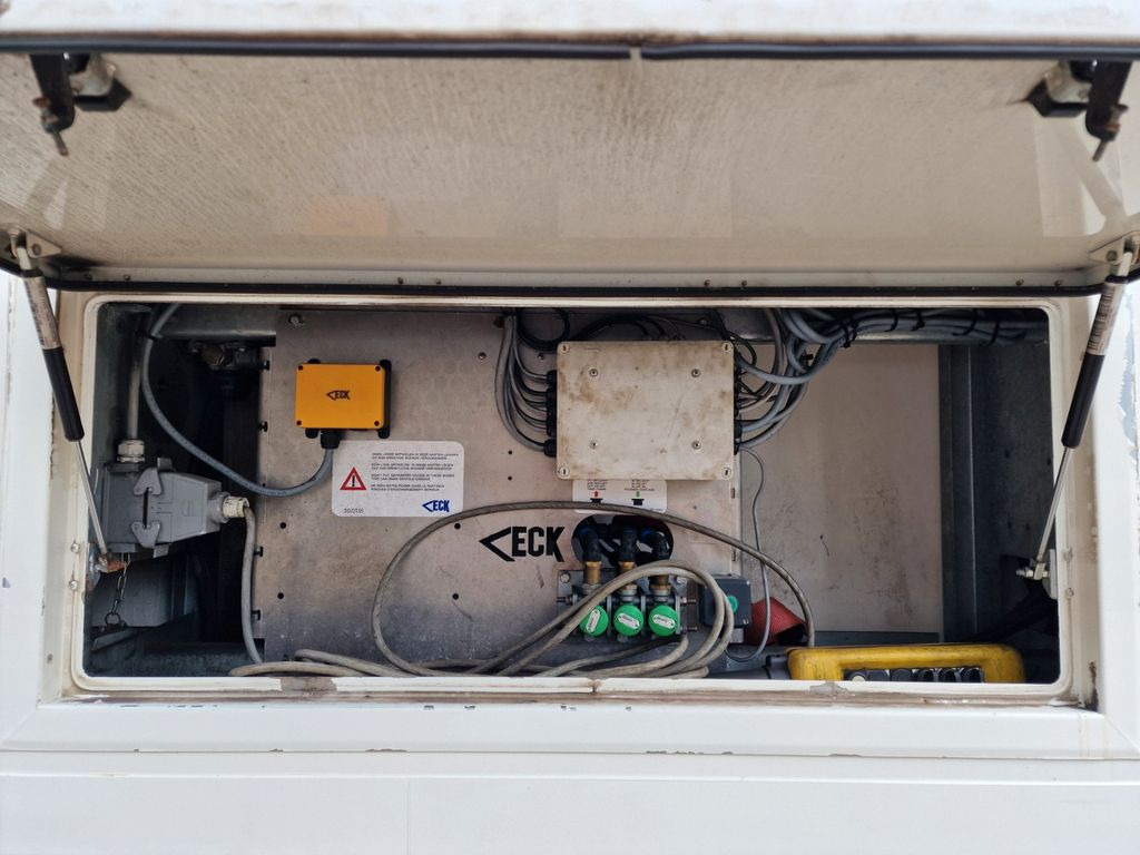 Semirremolque caja cerrada Van Eck PT-3Z / Doppelstock / Ladebordwand: foto 22