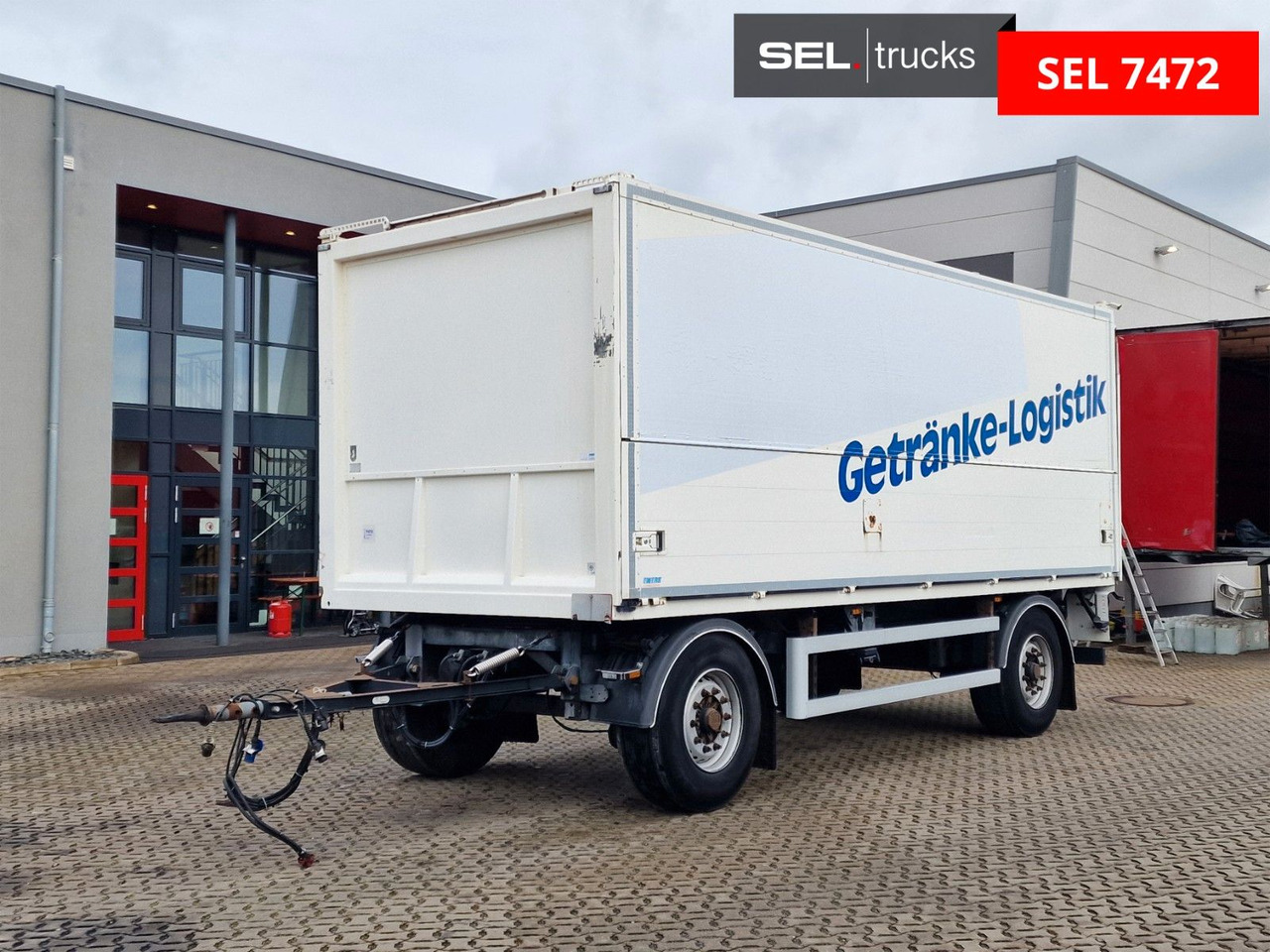 Web-Trailer PRASQ 18 / Ladebordwand - Remolque transporte de bebidas: foto 1 Web-Trailer PRASQ 18 / Ladebordwand - Remolque transporte de bebidas: foto 1