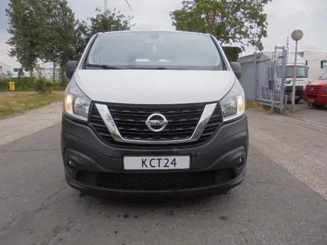 Nissan NV 300 - Autobús: foto 2 Nissan NV 300 - Autobús: foto 2