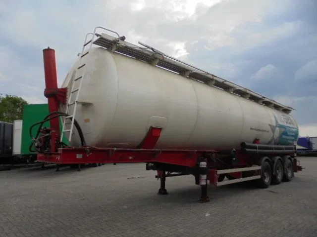 Benalu GRUPO GARVIVES SAL 60000L - Semirremolque cisterna: foto 1 Benalu GRUPO GARVIVES SAL 60000L - Semirremolque cisterna: foto 1